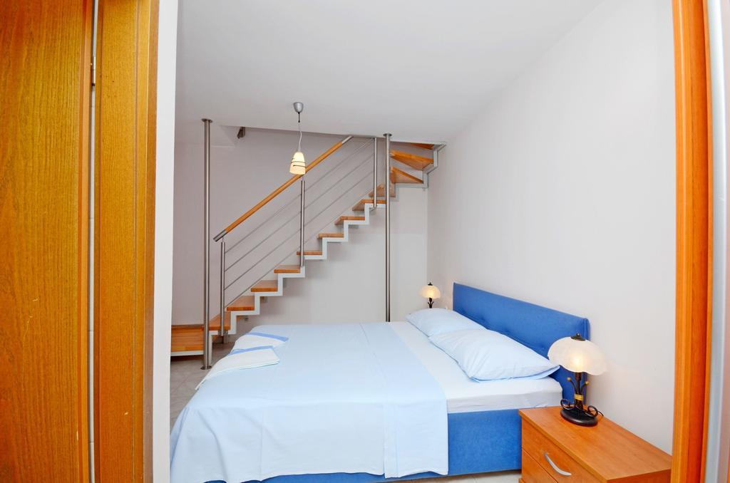 Apartments Hrgovic Rogoznica  Exterior foto